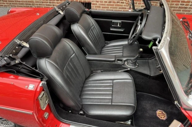 1974 MG MGB Roadster - Image 4 of 8