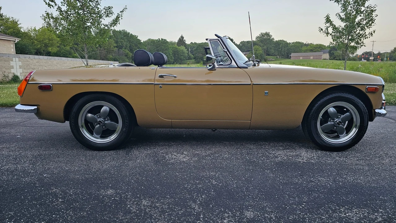 1974 MG MGB Roadster - Image 9 of 31