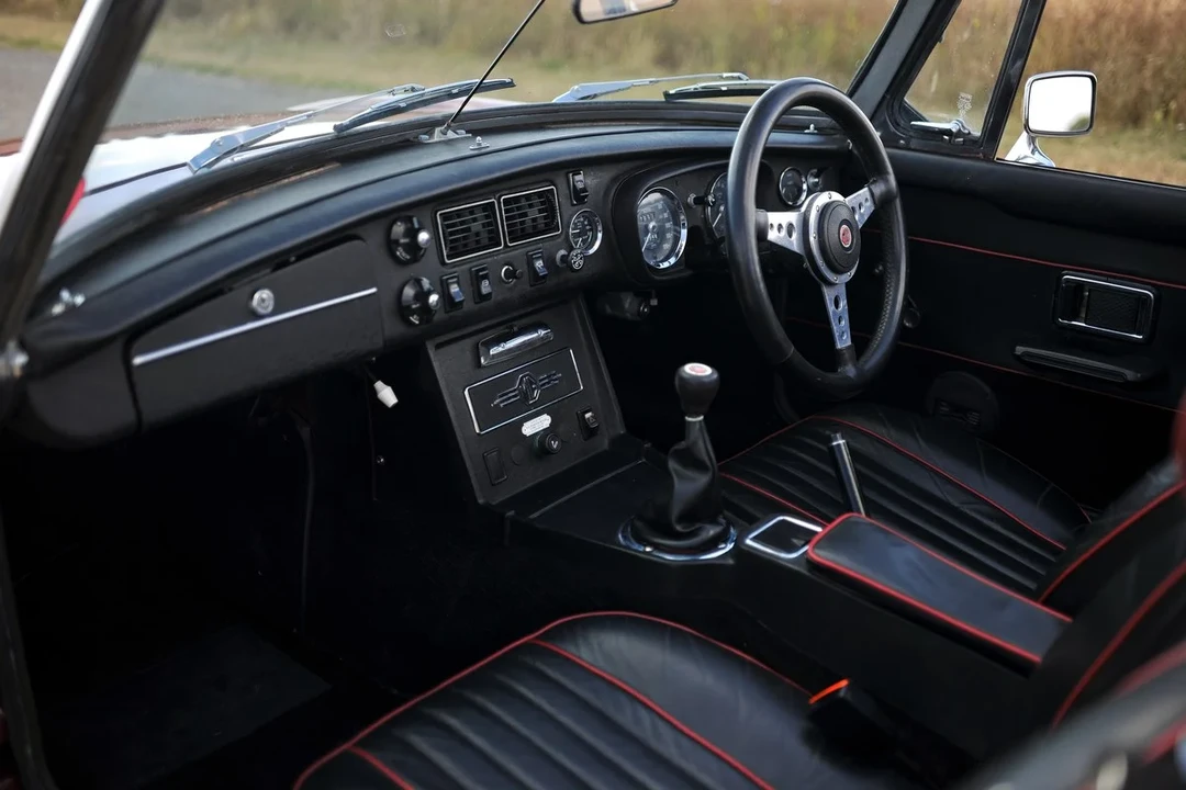 1974 MG MGB Roadster - Image 29 of 30