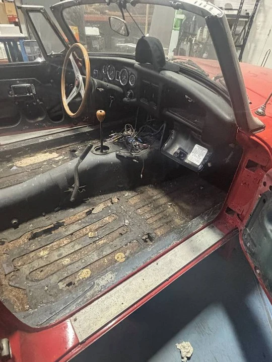 1974 MG MGB Roadster - Image 24 of 24