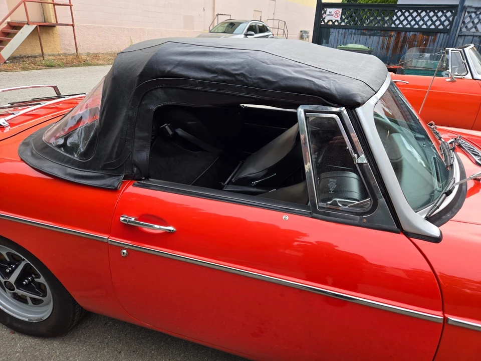 1975 MG MGB Roadster - Image 14 of 24