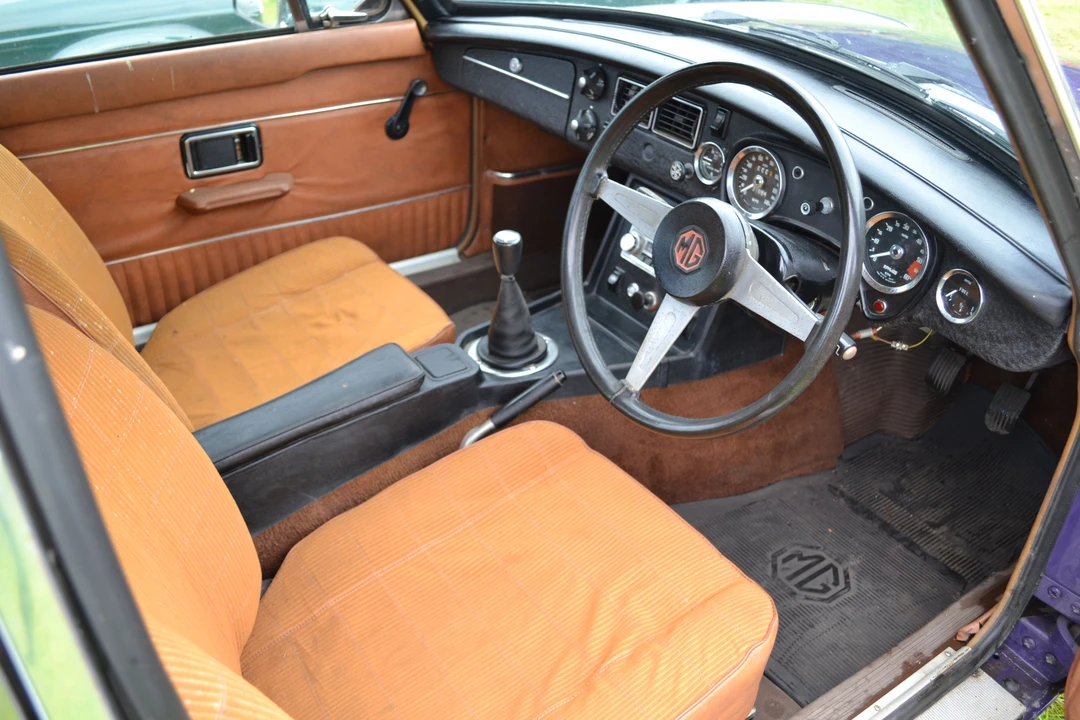 1974 MG MGB GT V8 - Image 2 of 3