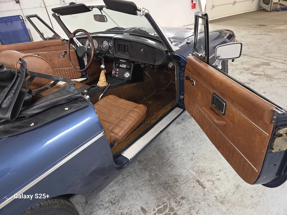 1974 MG MGB Roadster - Image 4 of 14