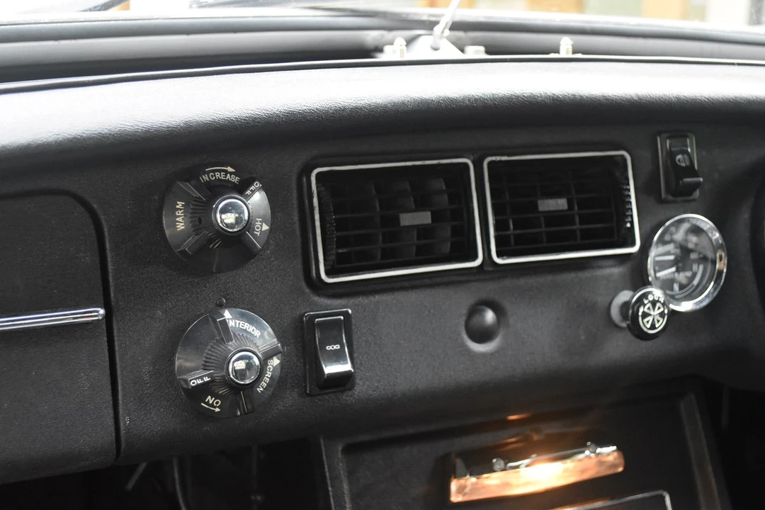1974 MG MGB Roadster - Image 28 of 30