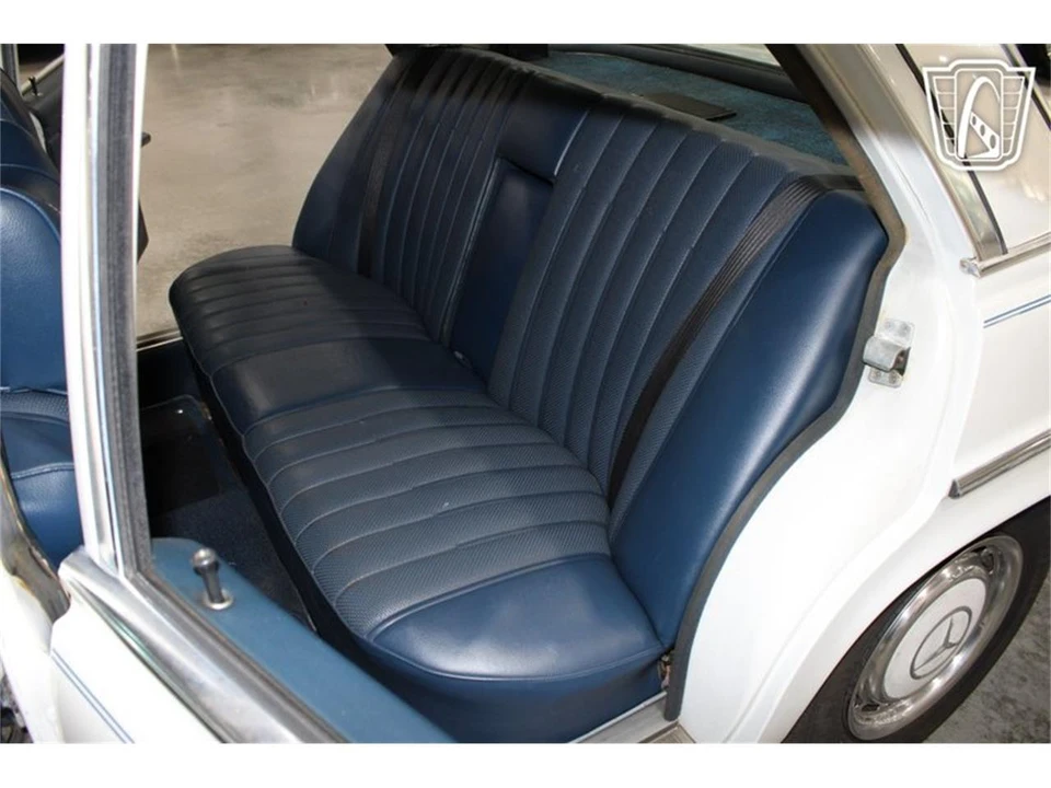 1974 Mercedes-Benz W114 & W115 - Image 2 of 31