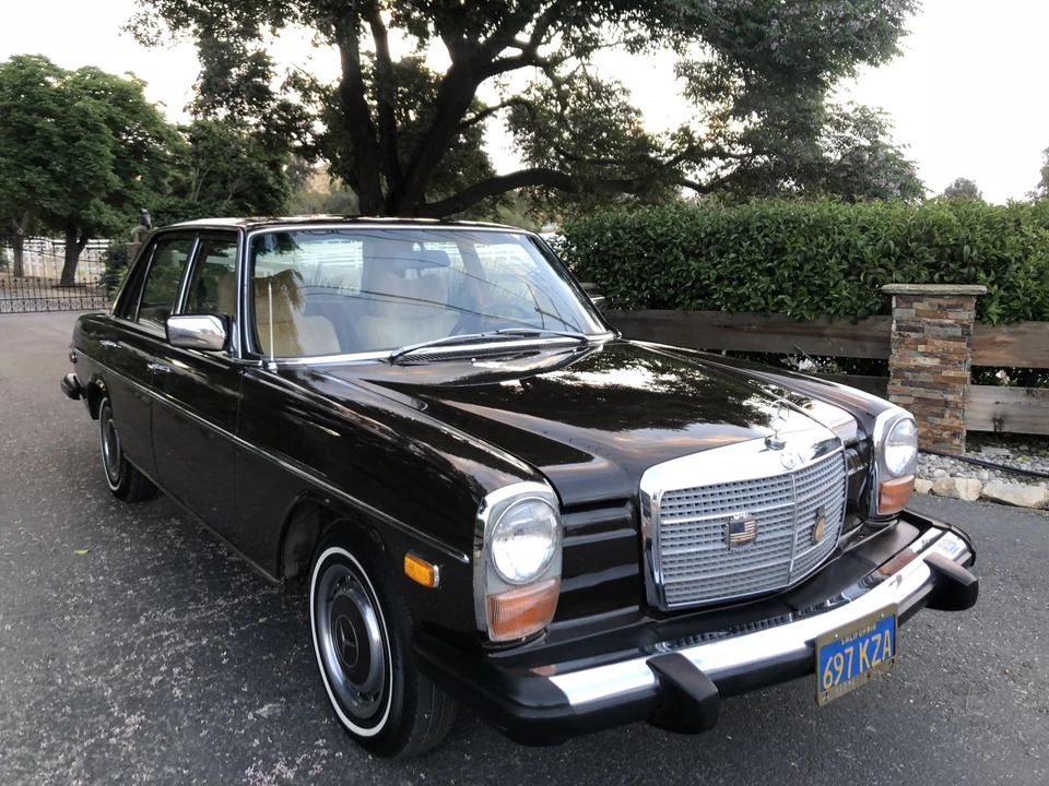 1974 Mercedes-Benz W114 & W115 - Image 10 of 31