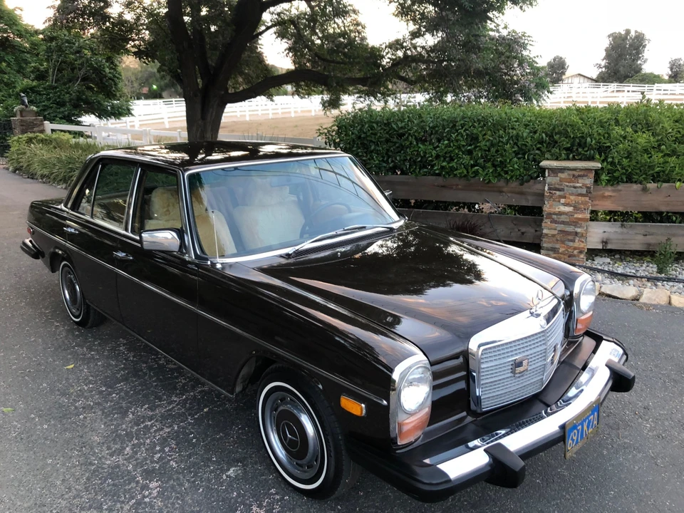 1974 Mercedes-Benz W114 & W115 - Image 11 of 31
