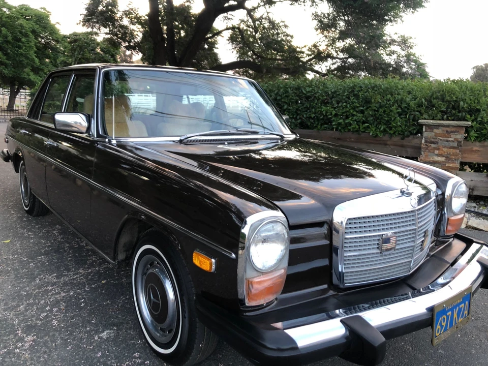 1974 Mercedes-Benz W114 & W115 - Image 9 of 31
