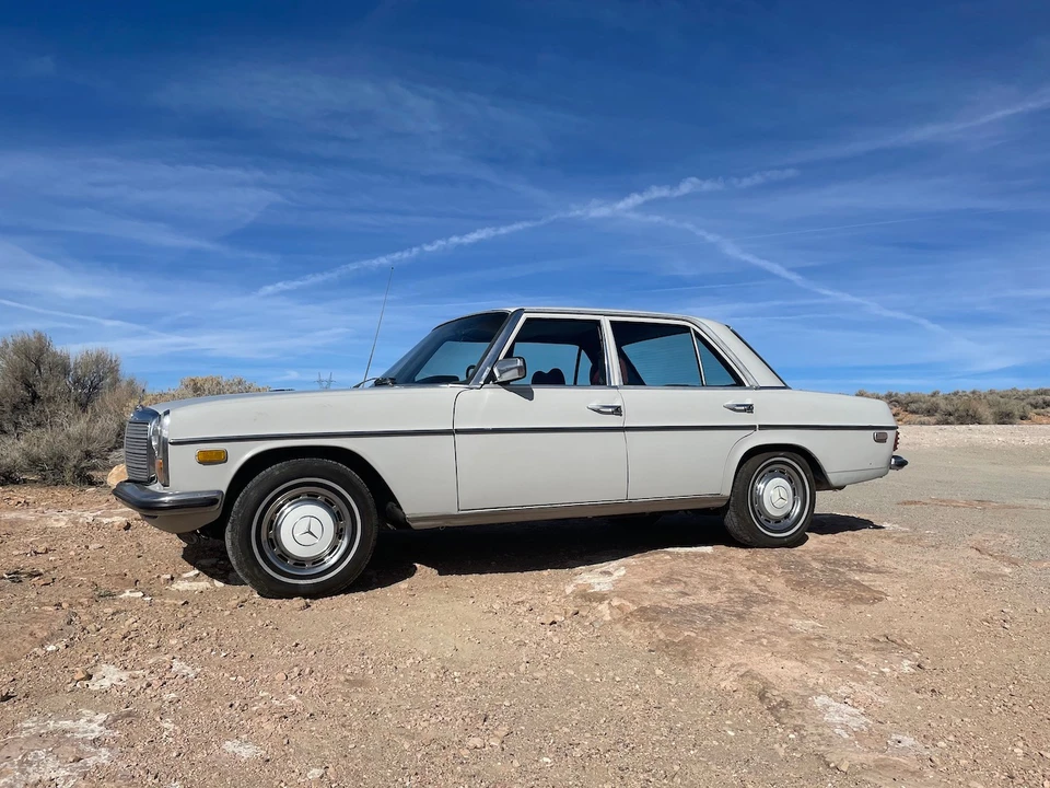 1974 Mercedes-Benz W114 & W115 - Image 3 of 31
