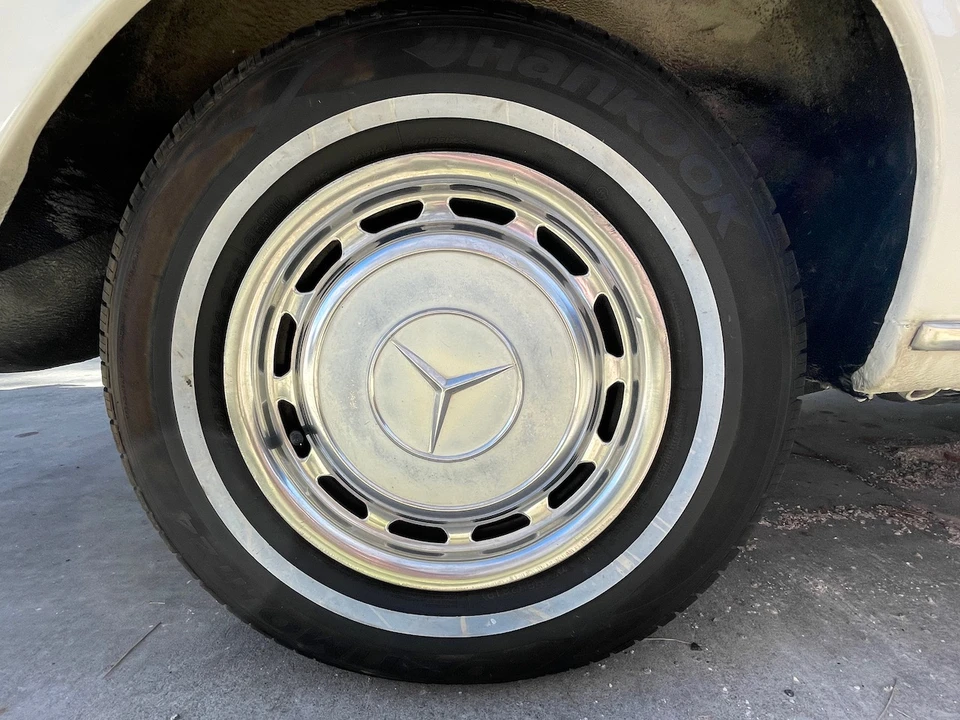 1974 Mercedes-Benz W114 & W115 - Image 30 of 31