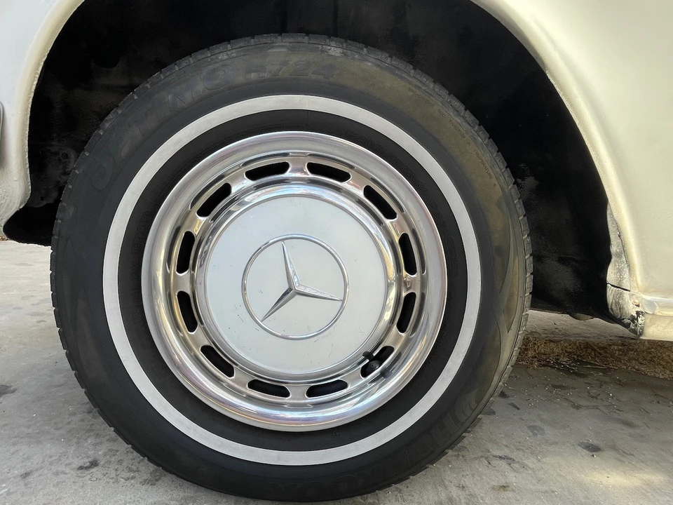 1974 Mercedes-Benz W114 & W115 - Image 28 of 31