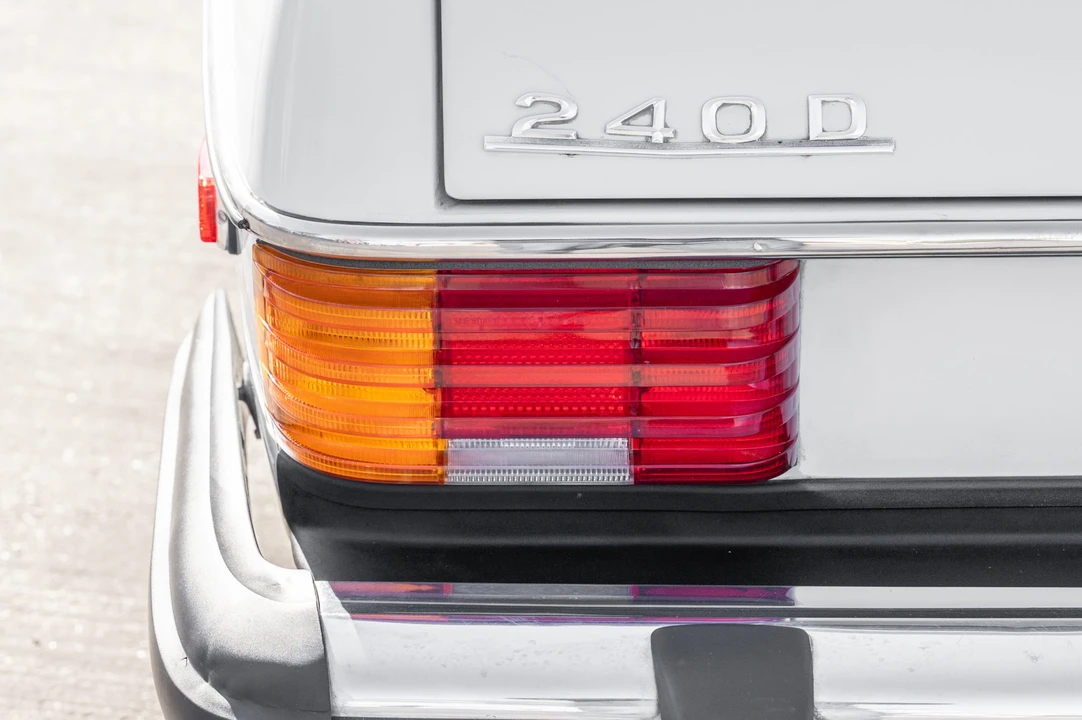 1974 Mercedes-Benz W114 & W115 - Image 12 of 31