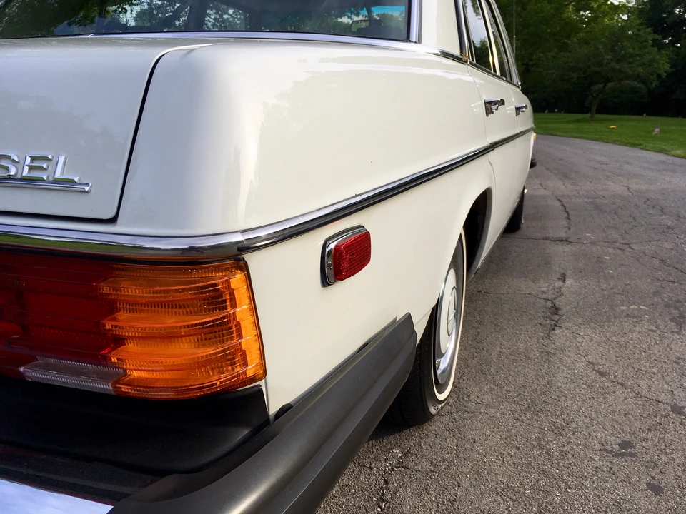 1974 Mercedes-Benz W114 & W115 - Image 22 of 31