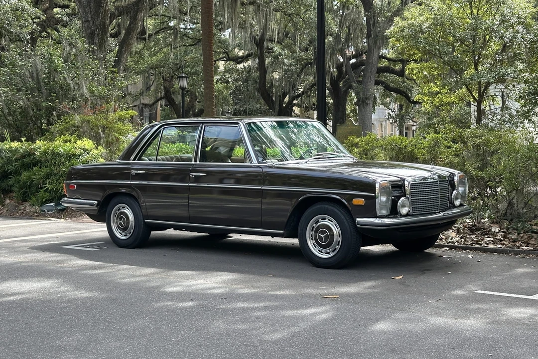 1974 Mercedes-Benz W114 & W115 - Image 4 of 31