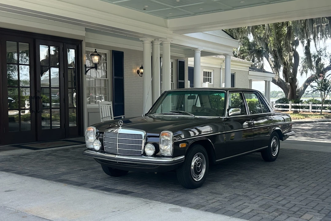 1974 Mercedes-Benz W114 & W115 - Image 2 of 31