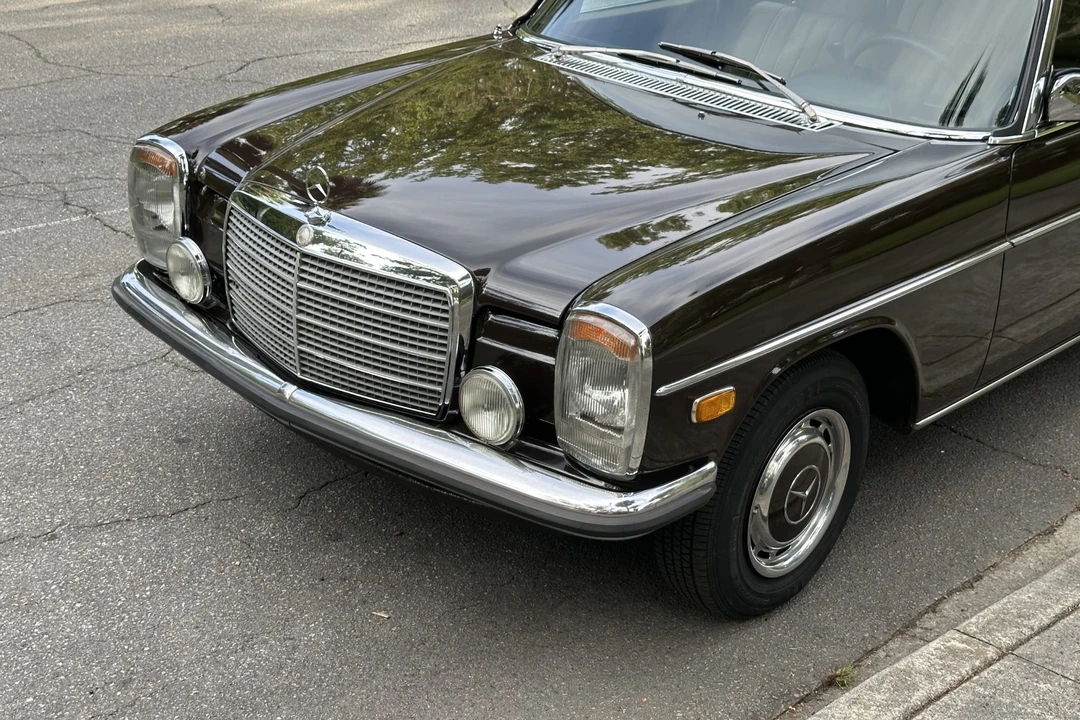 1974 Mercedes-Benz W114 & W115 - Image 13 of 31
