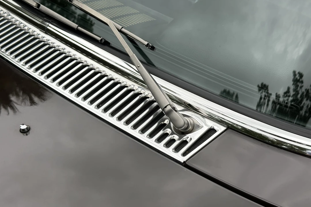 1974 Mercedes-Benz W114 & W115 - Image 30 of 31