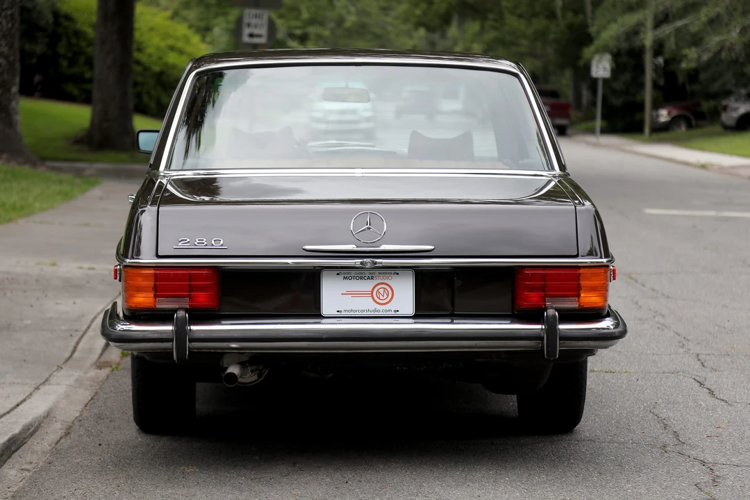 1974 Mercedes-Benz W114 & W115 - Image 8 of 31