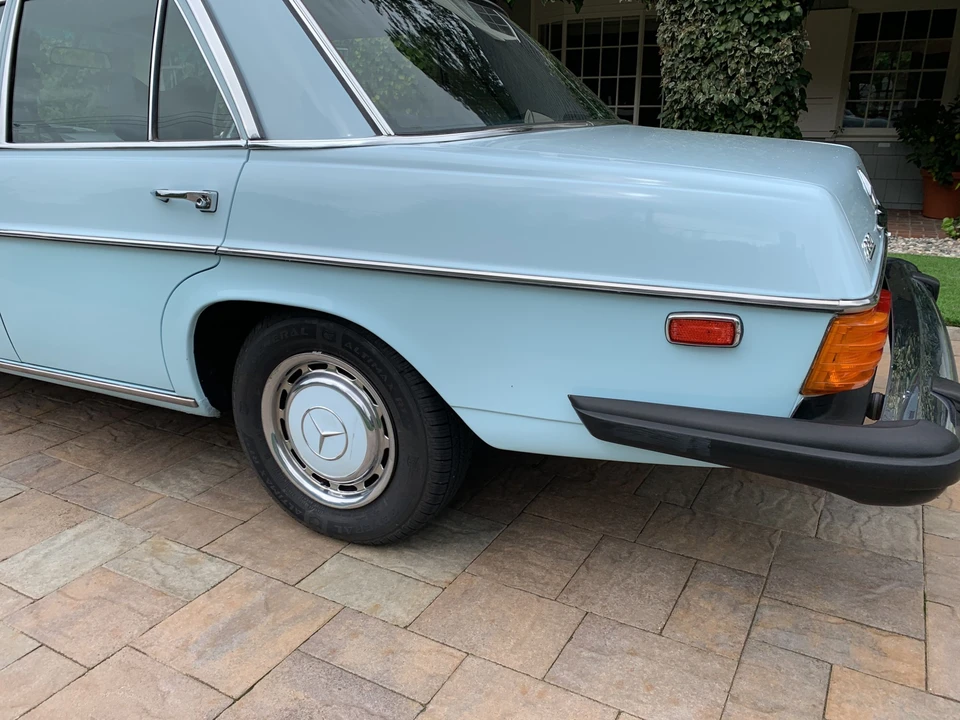 1974 Mercedes-Benz W114 & W115 - Image 28 of 31
