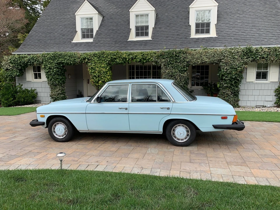 1974 Mercedes-Benz W114 & W115 - Image 8 of 31