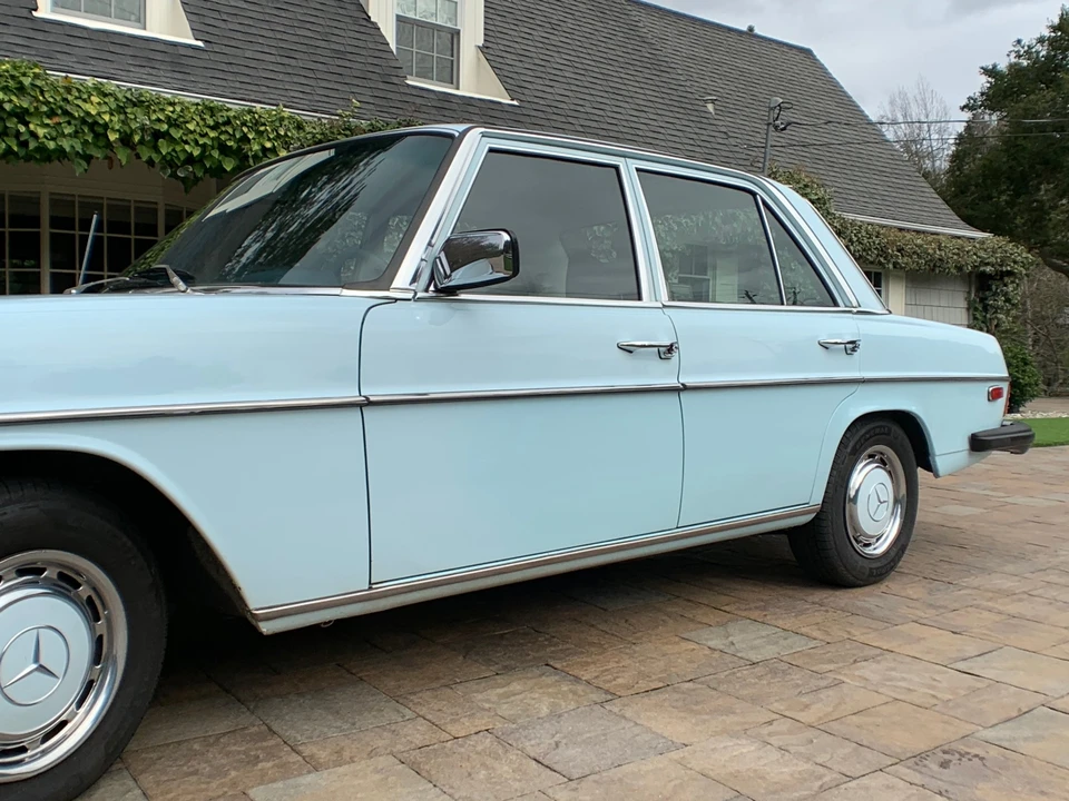 1974 Mercedes-Benz W114 & W115 - Image 25 of 31