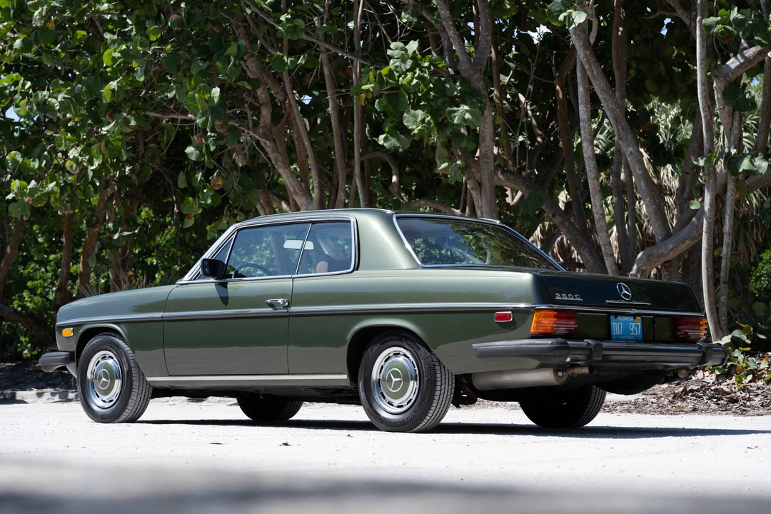1974 Mercedes-Benz W114 & W115 - Image 20 of 31