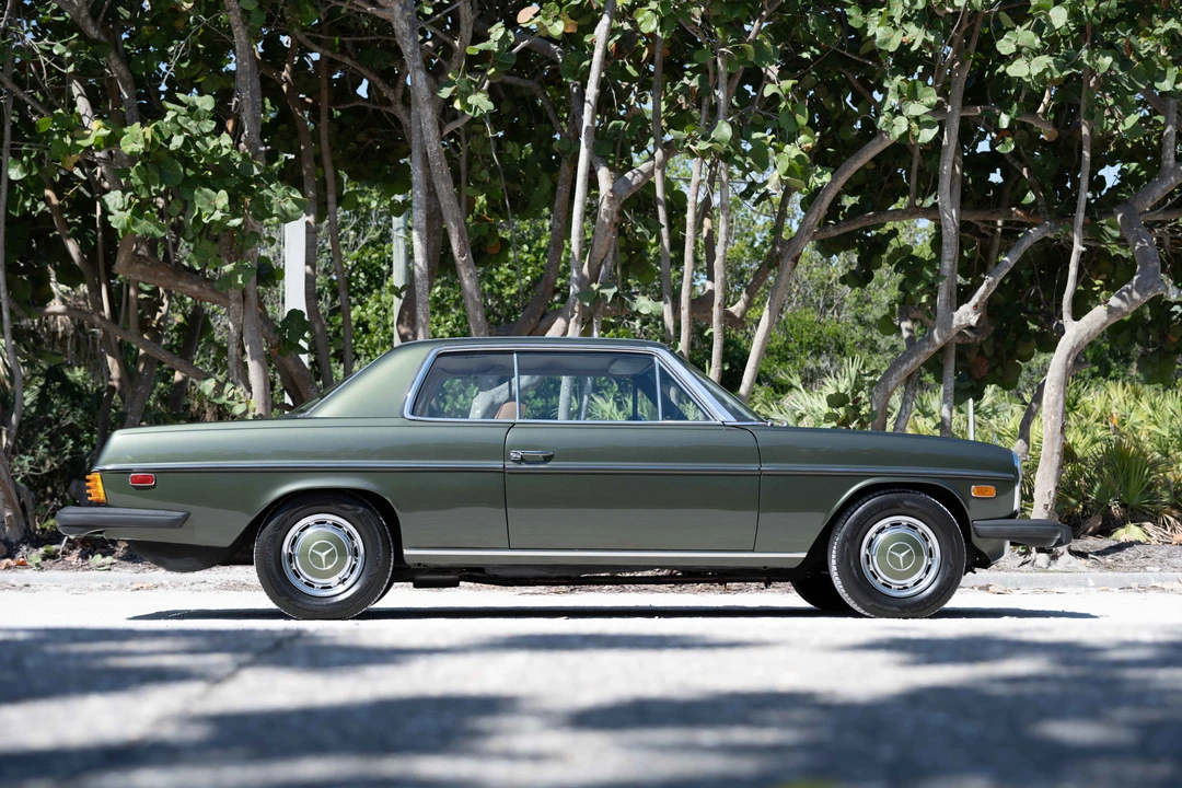 1974 Mercedes-Benz W114 & W115 - Image 3 of 31