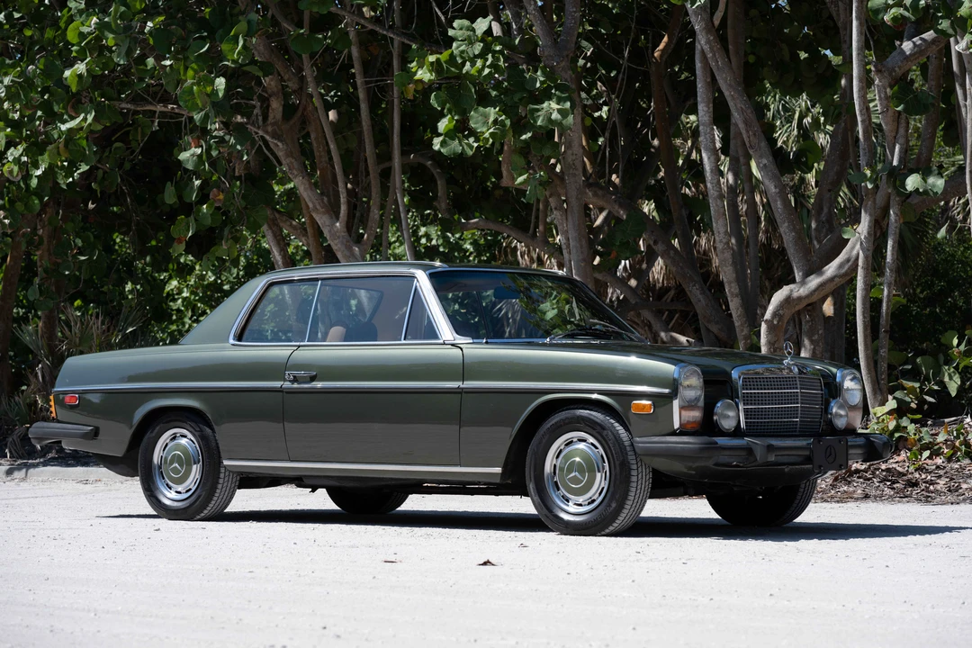 1974 Mercedes-Benz W114 & W115 - Image 5 of 31