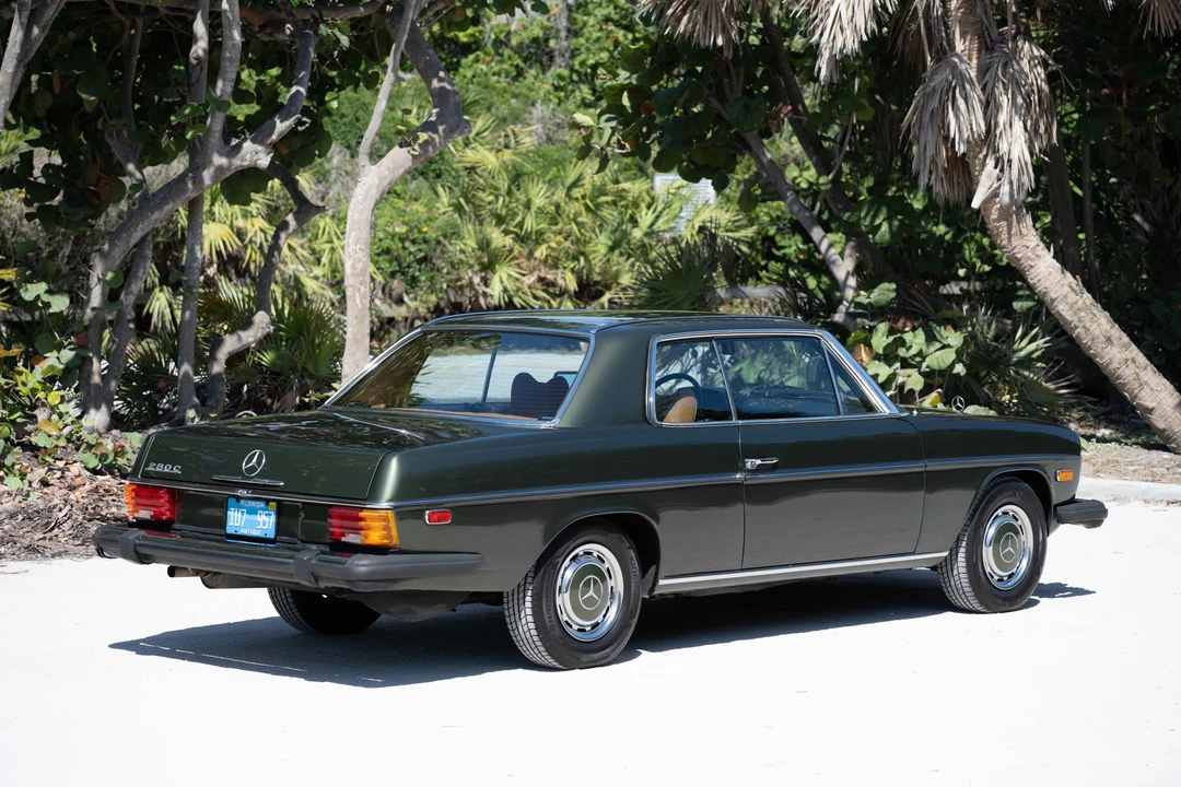 1974 Mercedes-Benz W114 & W115 - Image 6 of 31