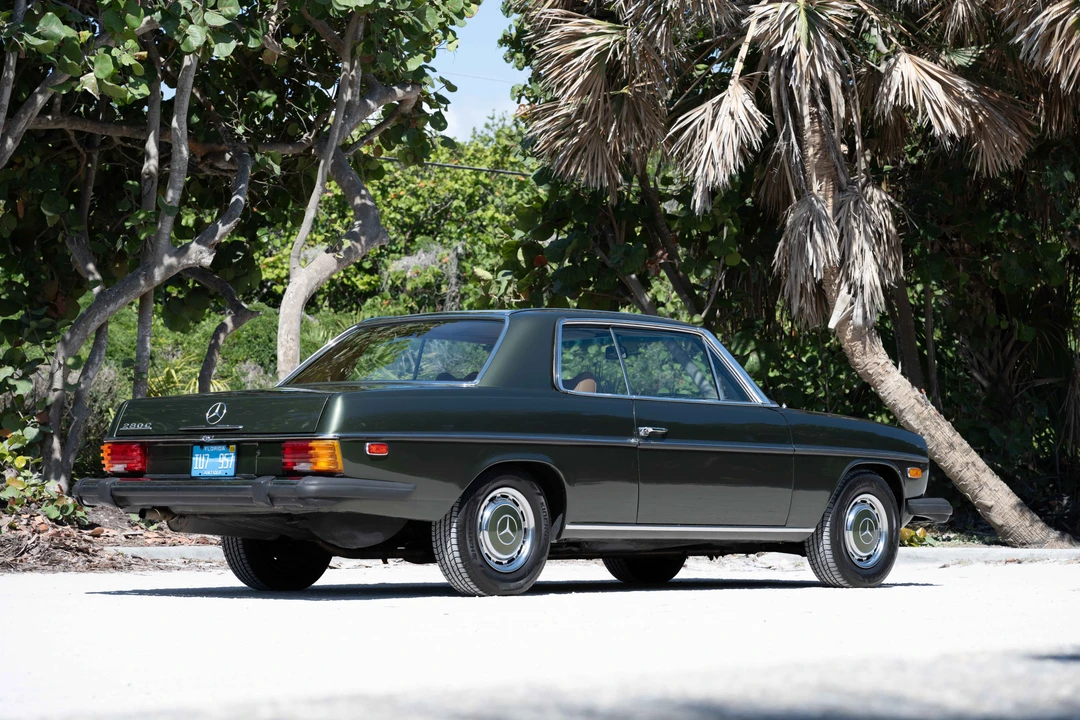 1974 Mercedes-Benz W114 & W115 - Image 7 of 31