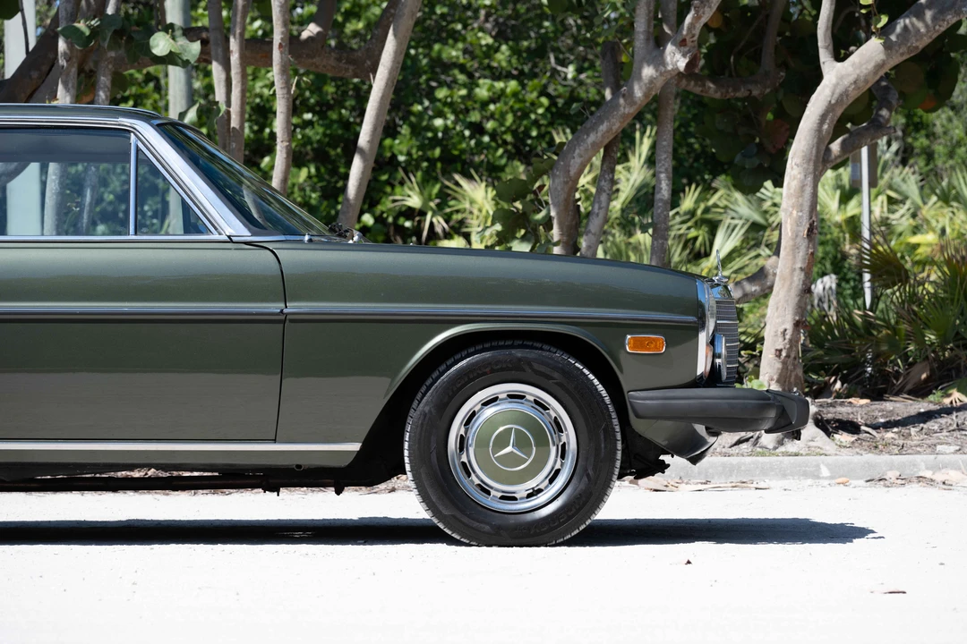 1974 Mercedes-Benz W114 & W115 - Image 9 of 31
