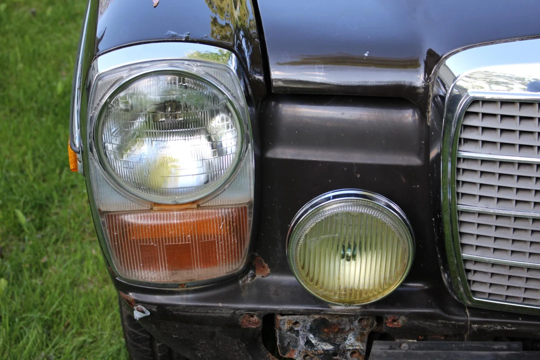 1974 Mercedes-Benz W114 & W115 - Image 15 of 31