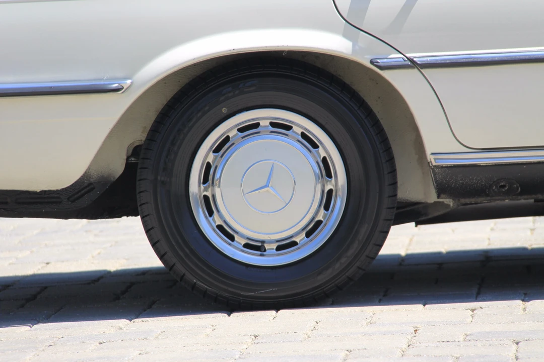1974 Mercedes-Benz W116 S-Class - Image 30 of 31