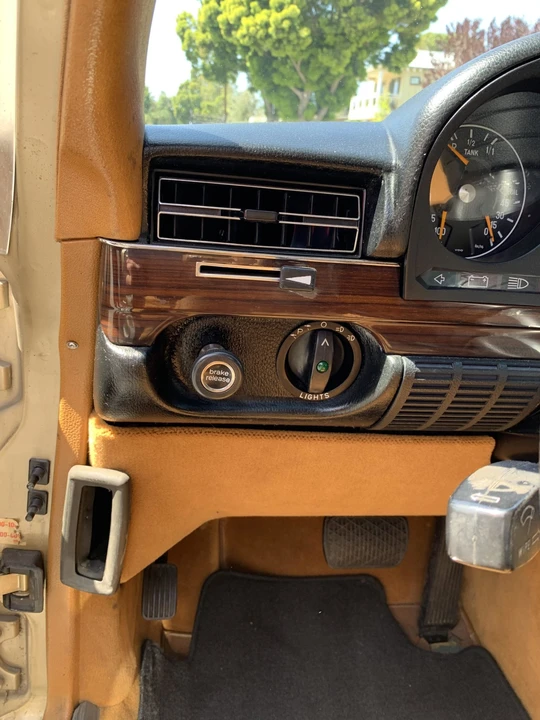 1974 Mercedes-Benz W116 S-Class - Image 18 of 31