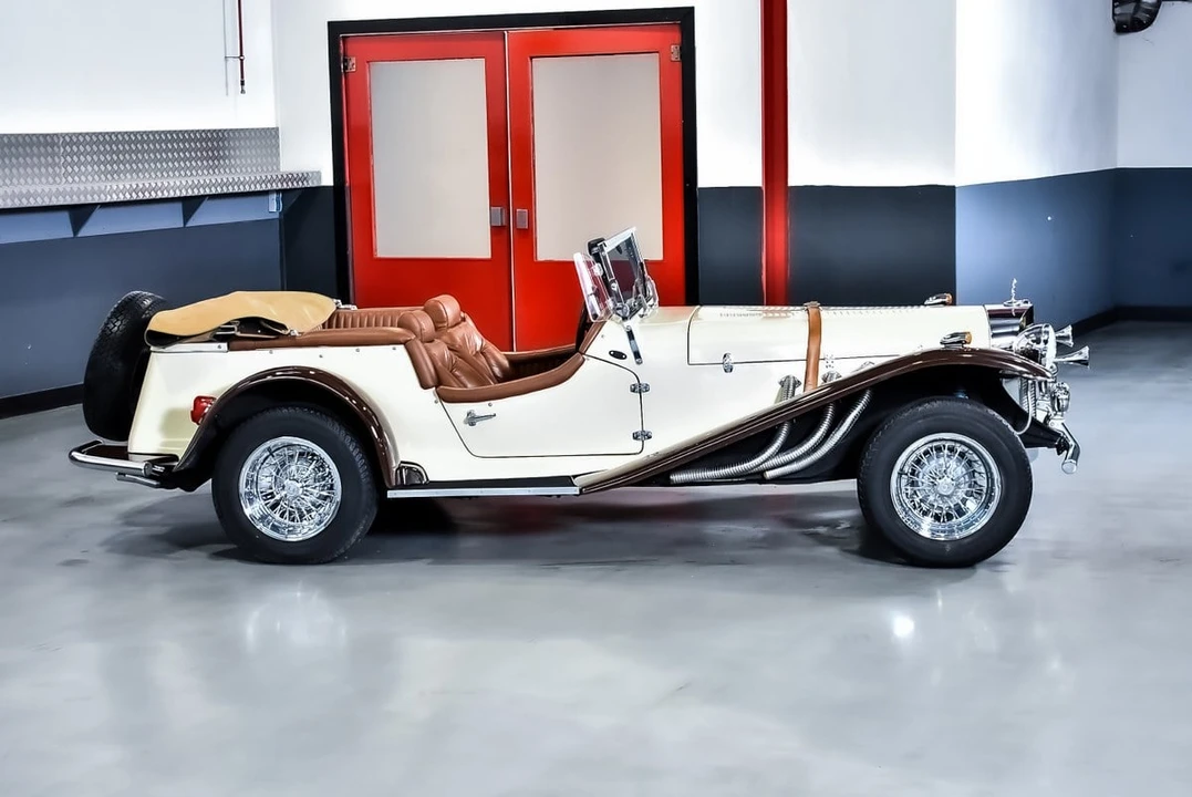 1974 Mercedes-Benz - Image 9 of 30