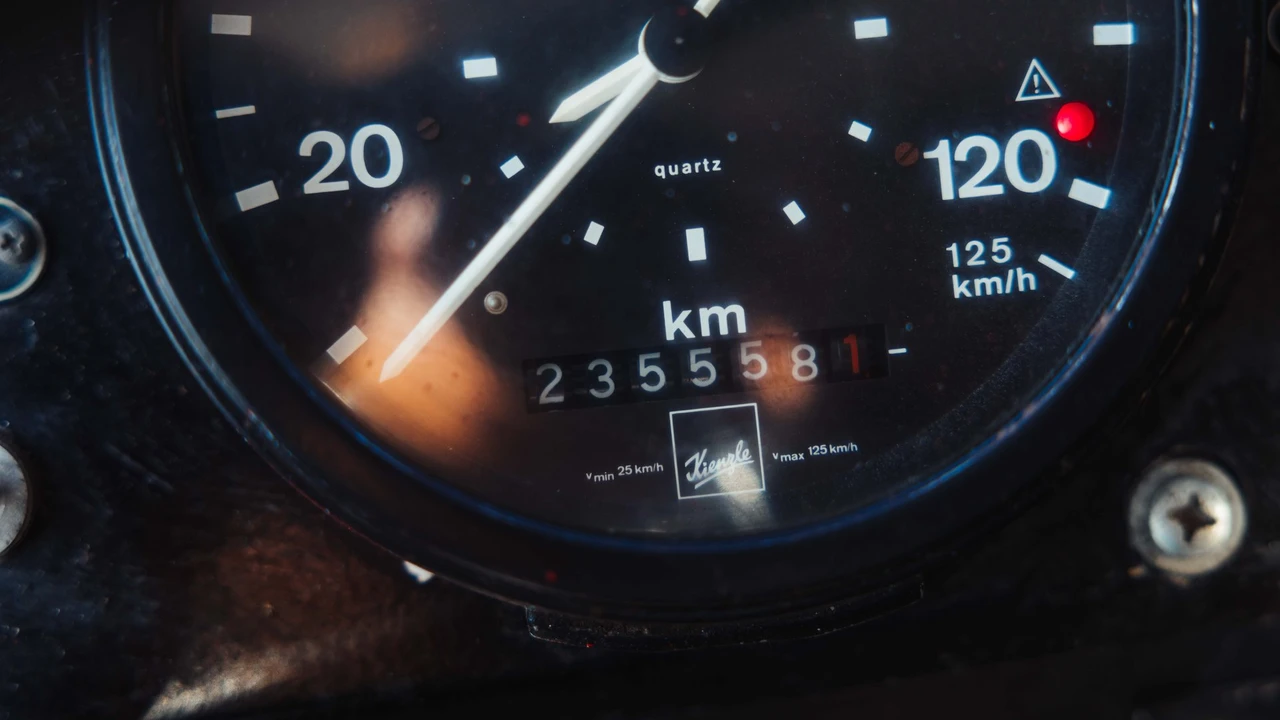 1974 Mercedes-Benz - Image 10 of 13