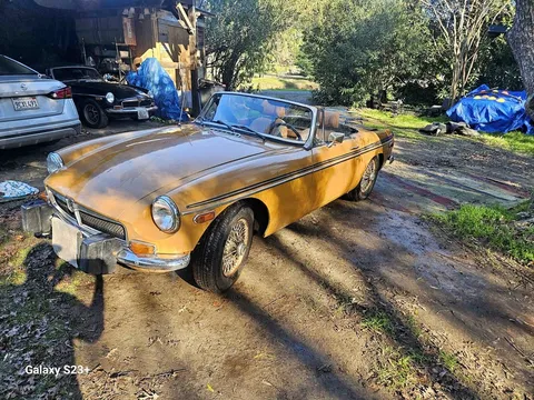 1974 MG B