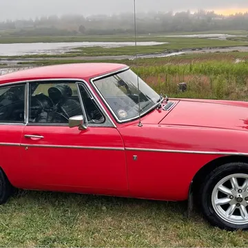 1974 MGB GT