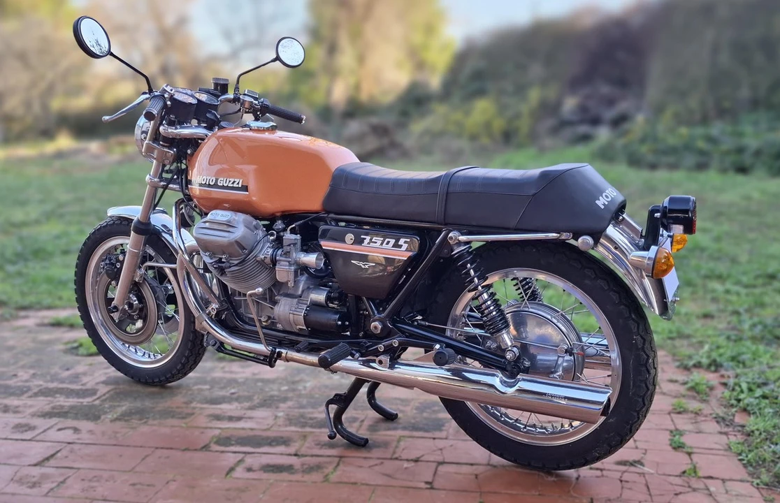 1974 Moto Guzzi V7 (1965-1974) - Image 4 of 30