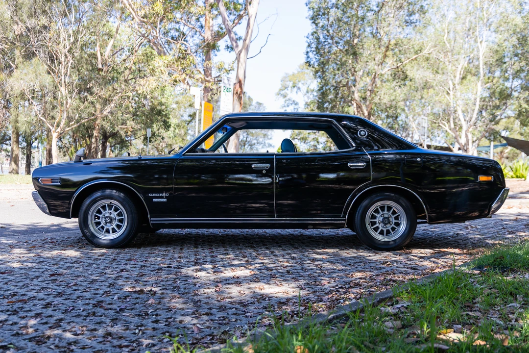 1974 Nissan Cedric 3rd Gen - Image 5 of 31