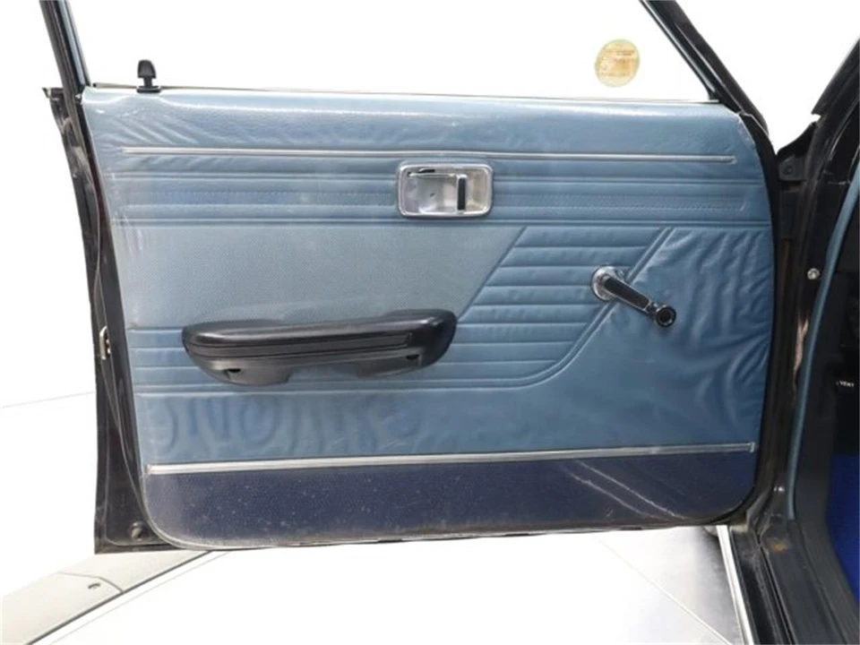 1974 Nissan Cedric 3rd Gen - Image 20 of 31