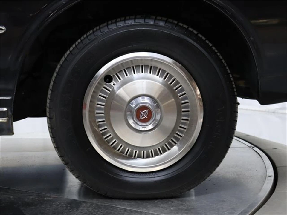 1974 Nissan Cedric 3rd Gen - Image 27 of 31