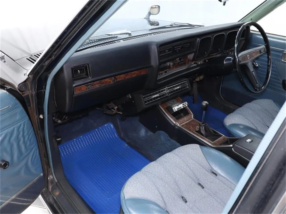 1974 Nissan Cedric 3rd Gen - Image 15 of 31