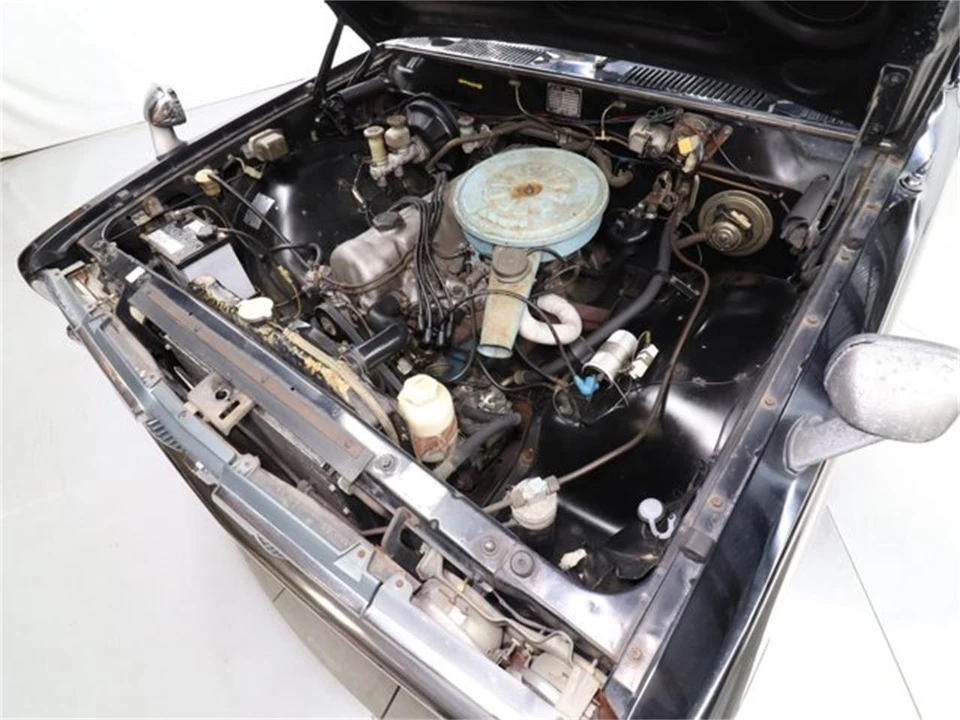 1974 Nissan Cedric 3rd Gen - Image 24 of 31