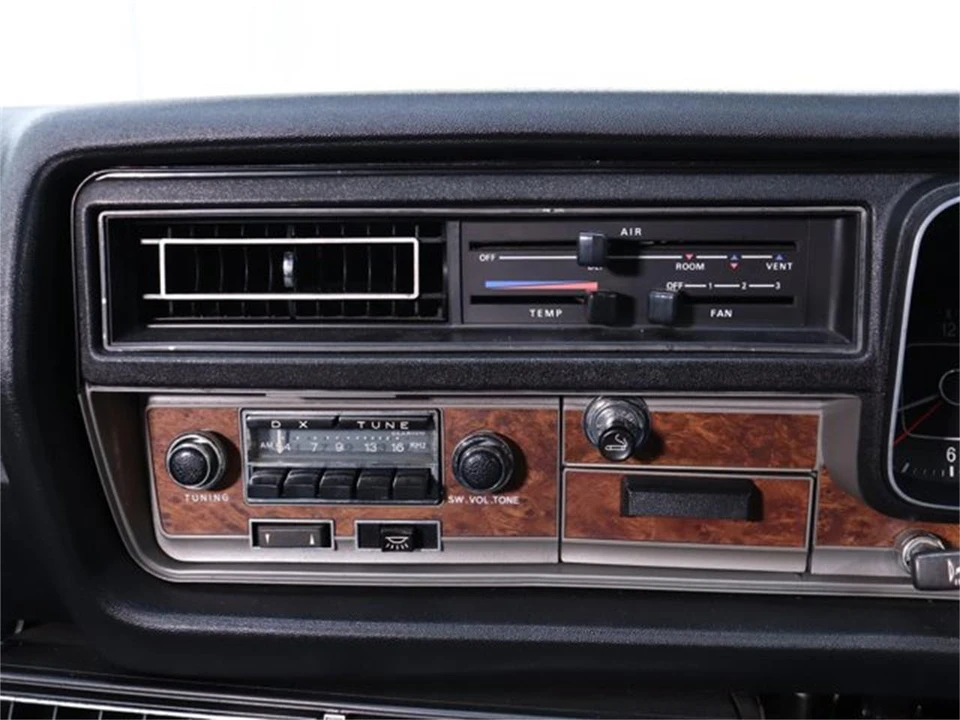 1974 Nissan Cedric 3rd Gen - Image 12 of 31