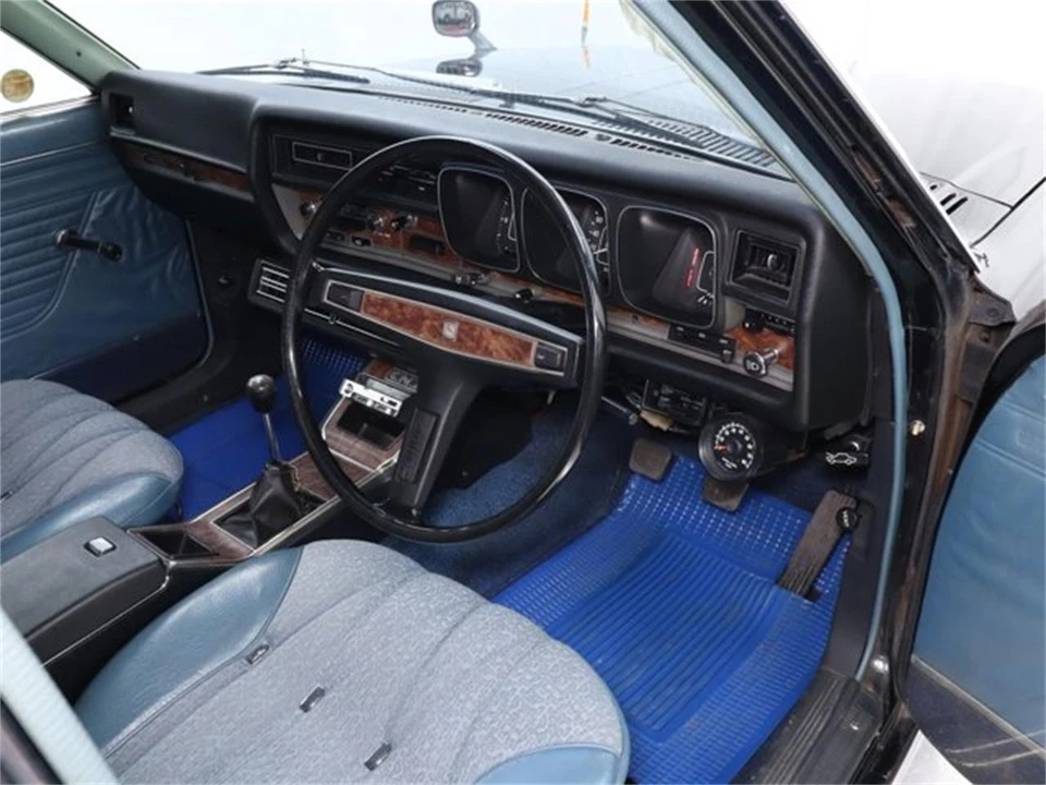 1974 Nissan Cedric 3rd Gen - Image 9 of 31