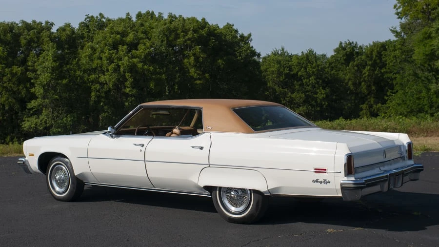 1974 Oldsmobile 98 - Image 3 of 13