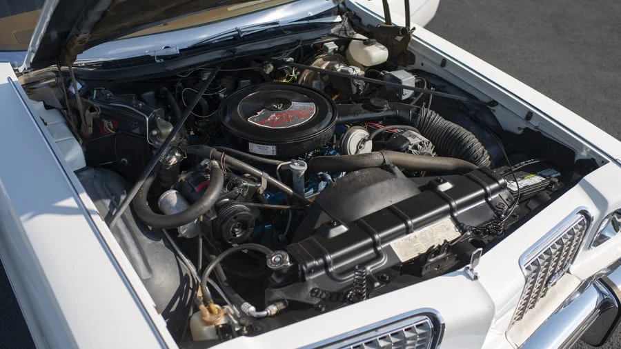 1974 Oldsmobile 98 - Image 12 of 13