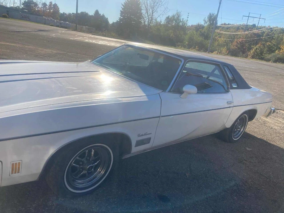 1974 Oldsmobile Cutlass Supreme - Image 10 of 11