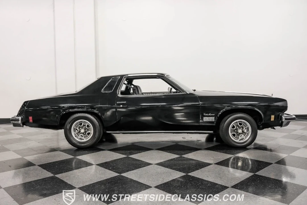 1974 Oldsmobile Cutlass Supreme - Image 16 of 21